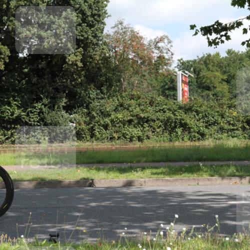 10.08.2025 - GEWOBA Citytriathlon Bremen Yannick Fuchs http://msf.ph/oto/8566658 10.08.2025 12:19:28 Radfahren 749, 750, 762, 804, 872, 1033 meine-sportfotos.de
