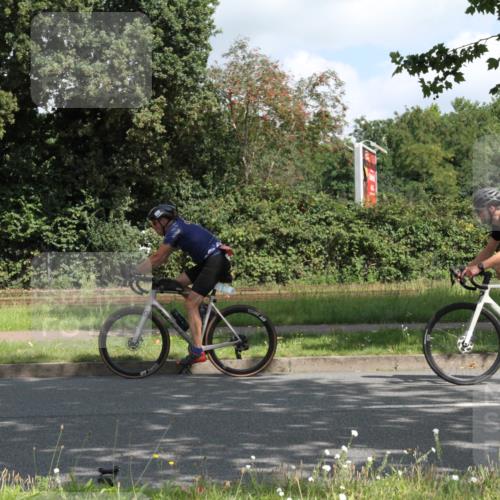 10.08.2025 - GEWOBA Citytriathlon Bremen Yannick Fuchs http://msf.ph/oto/8566667 10.08.2025 12:19:44 Radfahren 554, 719, 749, 872 meine-sportfotos.de