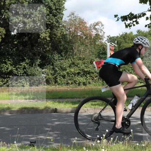 10.08.2025 - GEWOBA Citytriathlon Bremen Yannick Fuchs http://msf.ph/oto/8566683 10.08.2025 12:20:08 Radfahren 565, 570, 639, 739, 764, 782, 784, 841, 844, 892, 920, 1027 meine-sportfotos.de