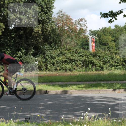10.08.2025 - GEWOBA Citytriathlon Bremen Yannick Fuchs http://msf.ph/oto/8566706 10.08.2025 12:20:32 Radfahren 563, 565, 596, 631, 720, 734, 829, 900 meine-sportfotos.de