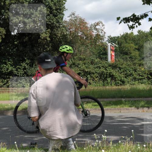 10.08.2025 - GEWOBA Citytriathlon Bremen Yannick Fuchs http://msf.ph/oto/8566806 10.08.2025 12:21:42 Radfahren 862, 923 meine-sportfotos.de