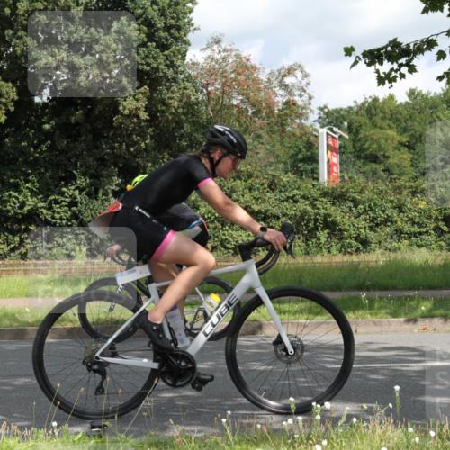 10.08.2025 - GEWOBA Citytriathlon Bremen Yannick Fuchs http://msf.ph/oto/8566820 10.08.2025 12:22:44 Radfahren 580, 634, 658, 665, 690, 714, 729, 803, 870, 910, 926 meine-sportfotos.de