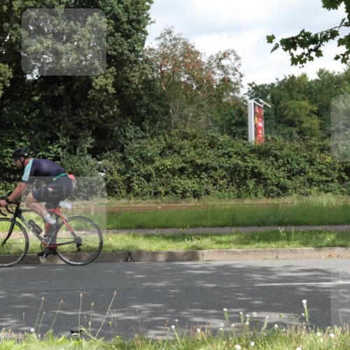 10.08.2025 - GEWOBA Citytriathlon Bremen Yannick Fuchs http://msf.ph/oto/8566860 10.08.2025 12:23:42 Radfahren 721, 746, 797, 831, 945, 983 meine-sportfotos.de