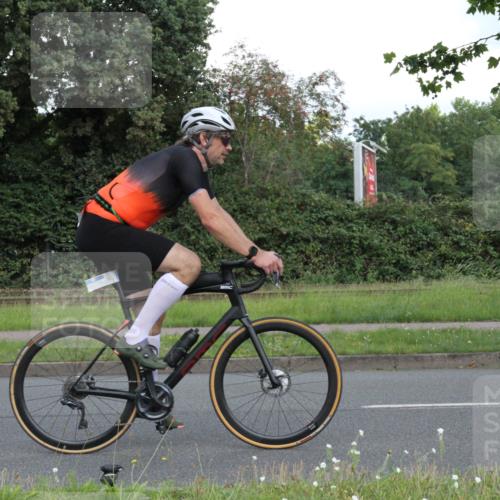 10.08.2025 - GEWOBA Citytriathlon Bremen Yannick Fuchs http://msf.ph/oto/8567049 10.08.2025 12:28:19 Radfahren 612, 625, 651, 685, 748, 812, 816, 828, 898, 907, 980 meine-sportfotos.de