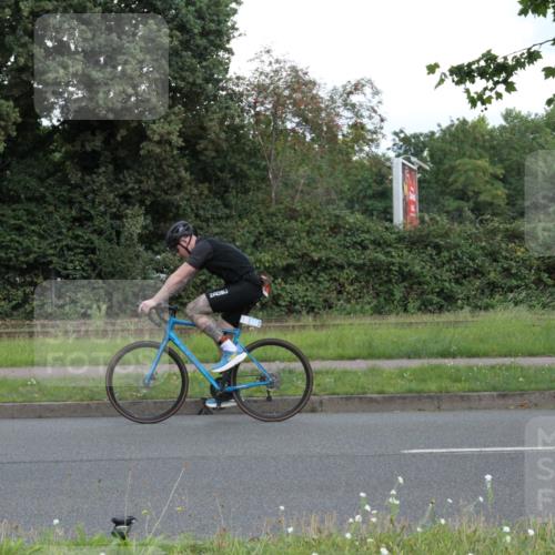 10.08.2025 - GEWOBA Citytriathlon Bremen Yannick Fuchs http://msf.ph/oto/8567051 10.08.2025 12:28:21 Radfahren 612, 625, 651, 685, 748, 812, 816, 828, 898, 907, 941, 980 meine-sportfotos.de