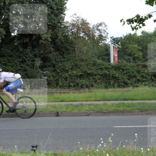 10.08.2025 - GEWOBA Citytriathlon Bremen Yannick Fuchs http://msf.ph/oto/8567053 10.08.2025 12:28:22 Radfahren 612, 625, 651, 685, 748, 812, 816, 828, 898, 941, 980 meine-sportfotos.de