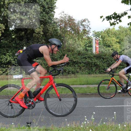 10.08.2025 - GEWOBA Citytriathlon Bremen Yannick Fuchs http://msf.ph/oto/8567060 10.08.2025 12:28:31 Radfahren 612, 622, 625, 629, 685, 732, 812, 816, 828, 941, 980, 981 meine-sportfotos.de