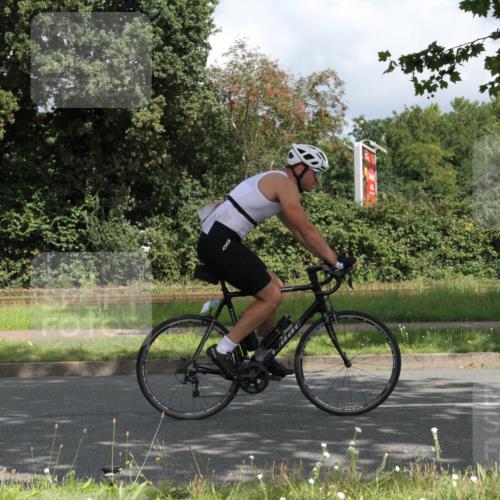 10.08.2025 - GEWOBA Citytriathlon Bremen Yannick Fuchs http://msf.ph/oto/8567075 10.08.2025 12:28:37 Radfahren 612, 622, 625, 629, 732, 812, 816, 828, 941, 980, 981 meine-sportfotos.de