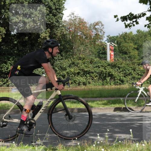 10.08.2025 - GEWOBA Citytriathlon Bremen Yannick Fuchs http://msf.ph/oto/8567080 10.08.2025 12:28:39 Radfahren 622, 625, 629, 732, 816, 828, 941, 980, 981 meine-sportfotos.de