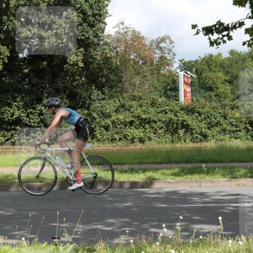 10.08.2025 - GEWOBA Citytriathlon Bremen Yannick Fuchs http://msf.ph/oto/8567084 10.08.2025 12:28:41 Radfahren 622, 625, 629, 659, 732, 816, 828, 941, 980, 981 meine-sportfotos.de