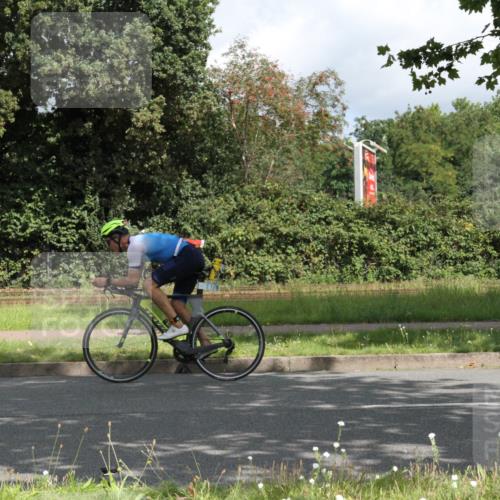10.08.2025 - GEWOBA Citytriathlon Bremen Yannick Fuchs http://msf.ph/oto/8567132 10.08.2025 12:29:10 Radfahren 573, 576, 583, 605, 656, 799, 1007 meine-sportfotos.de
