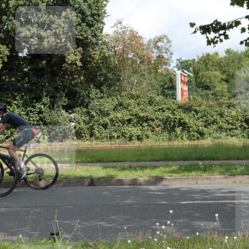 10.08.2025 - GEWOBA Citytriathlon Bremen Yannick Fuchs http://msf.ph/oto/8567139 10.08.2025 12:29:17 Radfahren 576, 583, 605, 656, 679, 771, 799, 1007, 1030 meine-sportfotos.de