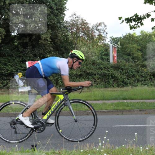 10.08.2025 - GEWOBA Citytriathlon Bremen Yannick Fuchs http://msf.ph/oto/8567176 10.08.2025 12:30:04 Radfahren 640, 675, 688, 699, 717, 760, 769, 875, 884, 935, 960, 1013 meine-sportfotos.de