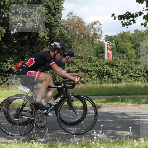 10.08.2025 - GEWOBA Citytriathlon Bremen Yannick Fuchs http://msf.ph/oto/8567215 10.08.2025 12:30:48 Radfahren 587, 752, 916, 924, 937, 951, 1011, 1020, 1022, 1026 meine-sportfotos.de