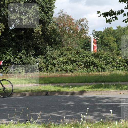 10.08.2025 - GEWOBA Citytriathlon Bremen Yannick Fuchs http://msf.ph/oto/8567248 10.08.2025 12:31:33 Radfahren 564, 616, 649, 654, 655, 788, 793, 863, 894, 905, 950 meine-sportfotos.de