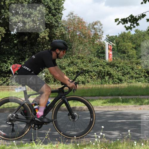 10.08.2025 - GEWOBA Citytriathlon Bremen Yannick Fuchs http://msf.ph/oto/8567265 10.08.2025 12:31:56 Radfahren 552, 615, 627, 657, 666, 667, 689, 770, 838, 839, 857, 873, 876, 888, 897 meine-sportfotos.de
