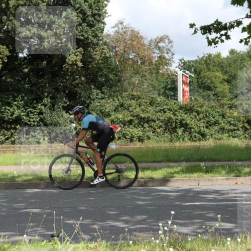 10.08.2025 - GEWOBA Citytriathlon Bremen Yannick Fuchs http://msf.ph/oto/8567324 10.08.2025 12:33:22 Radfahren 554, 708, 738, 820, 836, 859 meine-sportfotos.de
