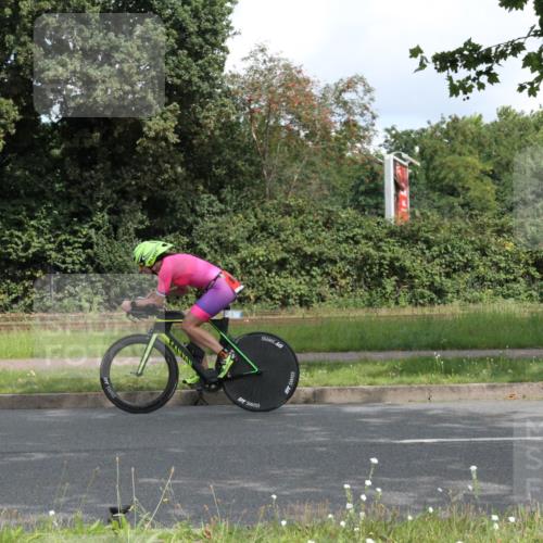10.08.2025 - GEWOBA Citytriathlon Bremen Yannick Fuchs http://msf.ph/oto/8567348 10.08.2025 12:34:07 Radfahren 637, 768, 822, 834, 858, 867 meine-sportfotos.de