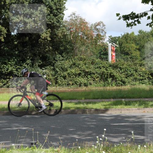 10.08.2025 - GEWOBA Citytriathlon Bremen Yannick Fuchs http://msf.ph/oto/8567389 10.08.2025 12:35:07 Radfahren 558, 680, 707, 855, 902, 915, 956, 973, 977, 1035 meine-sportfotos.de