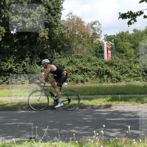 10.08.2025 - GEWOBA Citytriathlon Bremen Yannick Fuchs http://msf.ph/oto/8567416 10.08.2025 12:35:46 Radfahren 719, 763, 783, 833, 843, 877, 919, 933, 966 meine-sportfotos.de