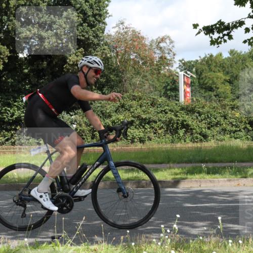 10.08.2025 - GEWOBA Citytriathlon Bremen Yannick Fuchs http://msf.ph/oto/8567431 10.08.2025 12:36:13 Radfahren 565, 567, 582, 599, 636, 639, 759 meine-sportfotos.de