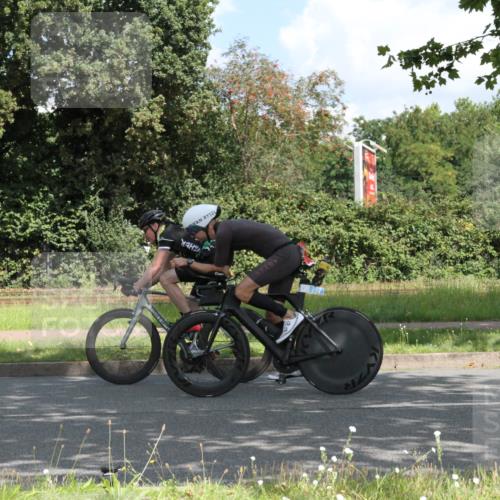 10.08.2025 - GEWOBA Citytriathlon Bremen Yannick Fuchs http://msf.ph/oto/8567482 10.08.2025 12:37:55 Radfahren 563, 603, 618, 761 meine-sportfotos.de