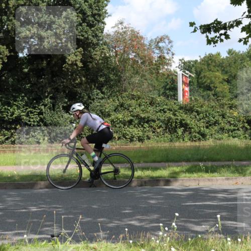 10.08.2025 - GEWOBA Citytriathlon Bremen Yannick Fuchs http://msf.ph/oto/8567563 10.08.2025 12:39:34 Radfahren 572, 758, 795, 813, 869 meine-sportfotos.de