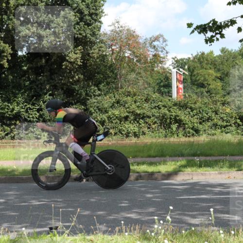 10.08.2025 - GEWOBA Citytriathlon Bremen Yannick Fuchs http://msf.ph/oto/8567581 10.08.2025 12:39:56 Radfahren 589, 596, 706, 721, 779, 831, 880, 883, 1028 meine-sportfotos.de