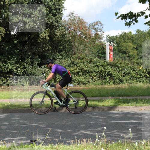 10.08.2025 - GEWOBA Citytriathlon Bremen Yannick Fuchs http://msf.ph/oto/8567715 10.08.2025 12:43:23 Radfahren 612, 646, 835, 885, 945, 955, 964, 1038 meine-sportfotos.de