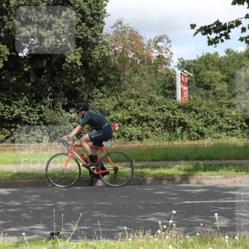 10.08.2025 - GEWOBA Citytriathlon Bremen Yannick Fuchs http://msf.ph/oto/8567815 10.08.2025 12:45:49 Radfahren 574, 651, 674, 685, 697, 748, 771, 812, 898, 928, 930 meine-sportfotos.de