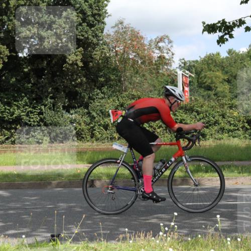 10.08.2025 - GEWOBA Citytriathlon Bremen Yannick Fuchs http://msf.ph/oto/8567819 10.08.2025 12:45:51 Radfahren 574, 651, 674, 685, 697, 748, 771, 812, 898, 928 meine-sportfotos.de