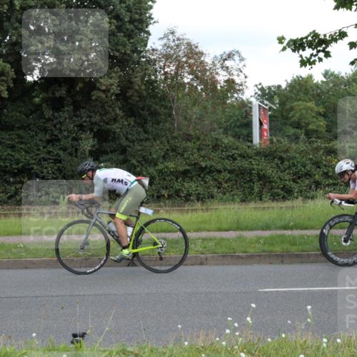 10.08.2025 - GEWOBA Citytriathlon Bremen Yannick Fuchs http://msf.ph/oto/8567836 10.08.2025 12:46:19 Radfahren 625, 948, 1011 meine-sportfotos.de