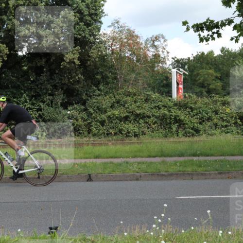 10.08.2025 - GEWOBA Citytriathlon Bremen Yannick Fuchs http://msf.ph/oto/8568129 10.08.2025 12:53:14 Radfahren 570, 734, 759, 833, 872, 895 meine-sportfotos.de