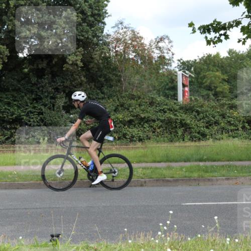 10.08.2025 - GEWOBA Citytriathlon Bremen Yannick Fuchs http://msf.ph/oto/8568159 10.08.2025 12:53:56 Radfahren 739, 742, 797, 1032, 1039 meine-sportfotos.de