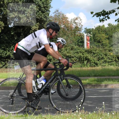 10.08.2025 - GEWOBA Citytriathlon Bremen Yannick Fuchs http://msf.ph/oto/8568222 10.08.2025 12:54:40 Radfahren 580, 582, 634, 736, 783, 789, 790, 826 meine-sportfotos.de