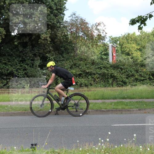 10.08.2025 - GEWOBA Citytriathlon Bremen Yannick Fuchs http://msf.ph/oto/8568268 10.08.2025 12:55:29 Radfahren 658, 696, 729, 804, 843, 880, 982, 1033 meine-sportfotos.de