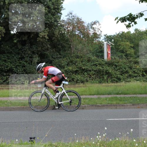 10.08.2025 - GEWOBA Citytriathlon Bremen Yannick Fuchs http://msf.ph/oto/8568292 10.08.2025 12:56:04 Radfahren 589, 662, 765, 784, 883, 890, 896, 1024, 1025 meine-sportfotos.de