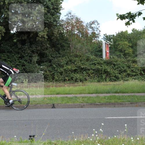 10.08.2025 - GEWOBA Citytriathlon Bremen Yannick Fuchs http://msf.ph/oto/8568326 10.08.2025 12:56:46 Radfahren 597, 706, 737, 749, 755, 772, 782, 815, 830, 831, 1014 meine-sportfotos.de