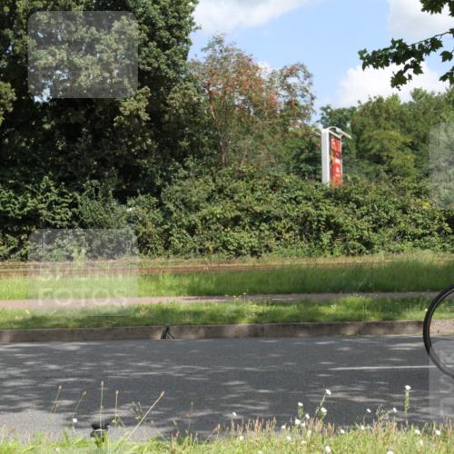 10.08.2025 - GEWOBA Citytriathlon Bremen Yannick Fuchs http://msf.ph/oto/8568378 10.08.2025 12:57:17 Radfahren 559, 572, 723, 730, 758, 849, 892, 900, 940, 969, 1003 meine-sportfotos.de