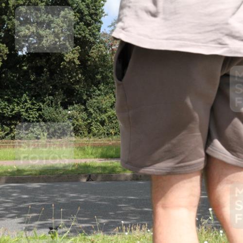 10.08.2025 - GEWOBA Citytriathlon Bremen Yannick Fuchs http://msf.ph/oto/8568409 10.08.2025 12:57:34 Radfahren 572, 690, 720, 825, 853, 892, 900, 1018 meine-sportfotos.de