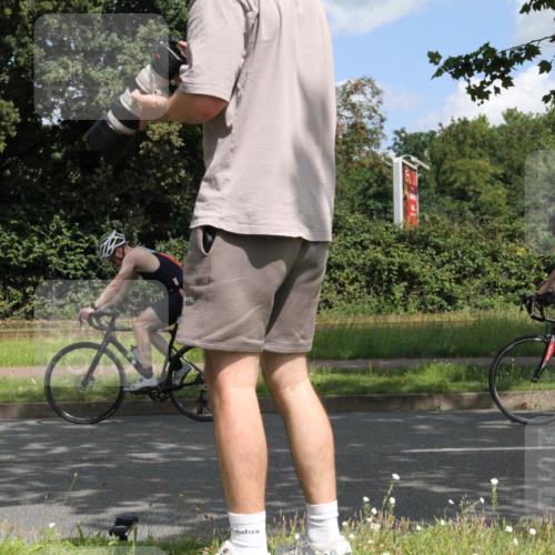 10.08.2025 - GEWOBA Citytriathlon Bremen Yannick Fuchs http://msf.ph/oto/8568441 10.08.2025 12:57:48 Radfahren 650, 660, 671, 825, 853, 869, 1018 meine-sportfotos.de