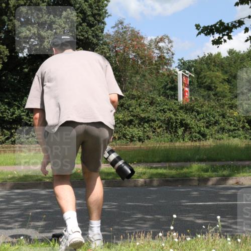 10.08.2025 - GEWOBA Citytriathlon Bremen Yannick Fuchs http://msf.ph/oto/8568457 10.08.2025 12:57:54 Radfahren 650, 660, 671, 825, 853, 869, 920, 1018 meine-sportfotos.de