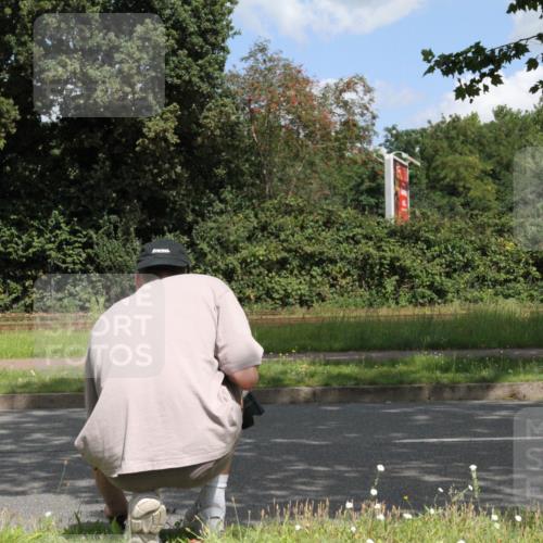 10.08.2025 - GEWOBA Citytriathlon Bremen Yannick Fuchs http://msf.ph/oto/8568460 10.08.2025 12:57:55 Radfahren 650, 660, 671, 825, 853, 869, 920, 1018 meine-sportfotos.de