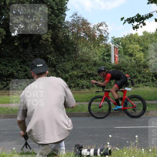 10.08.2025 - GEWOBA Citytriathlon Bremen Yannick Fuchs http://msf.ph/oto/8568463 10.08.2025 12:58:03 Radfahren 650, 660, 671, 813, 920 meine-sportfotos.de