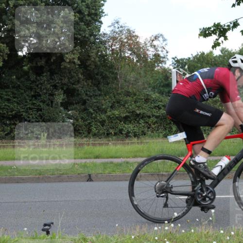 10.08.2025 - GEWOBA Citytriathlon Bremen Yannick Fuchs http://msf.ph/oto/8568545 10.08.2025 13:00:08 Radfahren 628, 652, 803, 835, 848, 871, 983, 1002, 1012, 1022, 1030 meine-sportfotos.de
