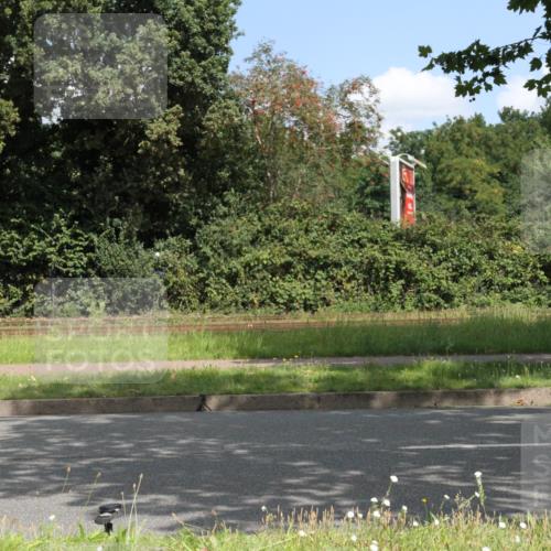 10.08.2025 - GEWOBA Citytriathlon Bremen Yannick Fuchs http://msf.ph/oto/8568605 10.08.2025 13:01:42 Radfahren 608, 663, 703, 716, 754, 800, 816, 819, 828, 851, 923, 953 meine-sportfotos.de