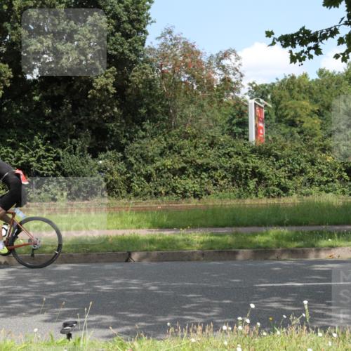 10.08.2025 - GEWOBA Citytriathlon Bremen Yannick Fuchs http://msf.ph/oto/8568621 10.08.2025 13:01:49 Radfahren 586, 608, 663, 703, 716, 754, 819, 828, 842, 851, 923, 953, 964, 1011 meine-sportfotos.de