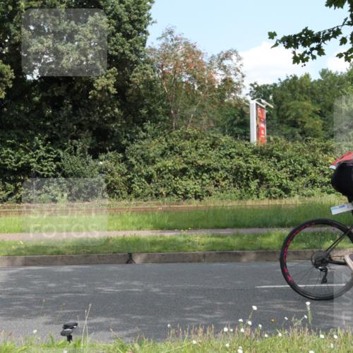 10.08.2025 - GEWOBA Citytriathlon Bremen Yannick Fuchs http://msf.ph/oto/8568626 10.08.2025 13:01:56 Radfahren 586, 703, 819, 828, 842, 923, 953, 964, 1011 meine-sportfotos.de