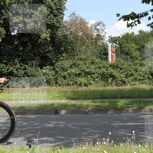 10.08.2025 - GEWOBA Citytriathlon Bremen Yannick Fuchs http://msf.ph/oto/8568660 10.08.2025 13:02:38 Radfahren 607, 647, 661, 712, 911, 955 meine-sportfotos.de