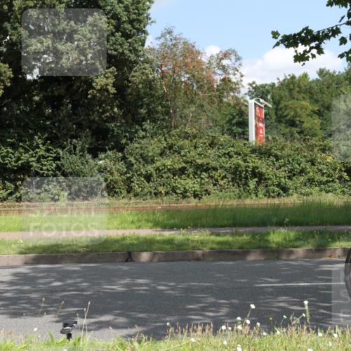 10.08.2025 - GEWOBA Citytriathlon Bremen Yannick Fuchs http://msf.ph/oto/8568664 10.08.2025 13:02:40 Radfahren 607, 647, 661, 712, 911, 955 meine-sportfotos.de